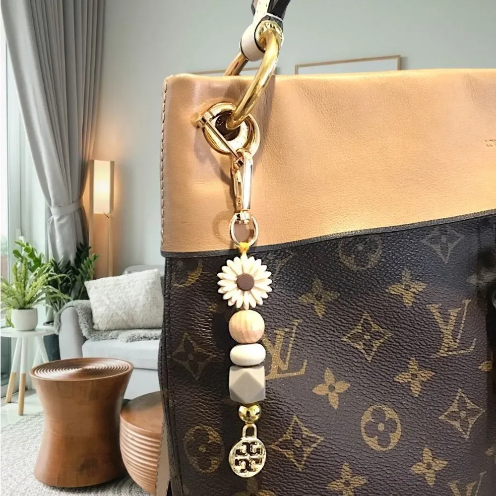 TORY BURCH LOGO CHARM KEYCHAIN OR BAG CHARM
